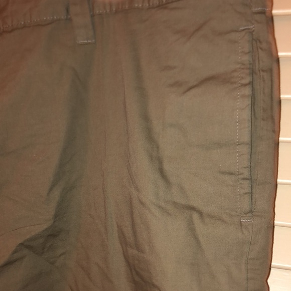 NWT Mens reversible 42 inch waist Olde School Brand Cargo shorts - Picture 8 of 12
